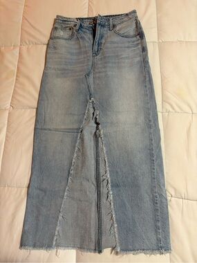 American Eagle Outfitters Light Blue Distressed Denim Midi Skirt